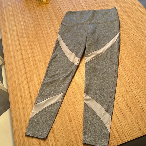 Aerie legging - Picture 3 of 3